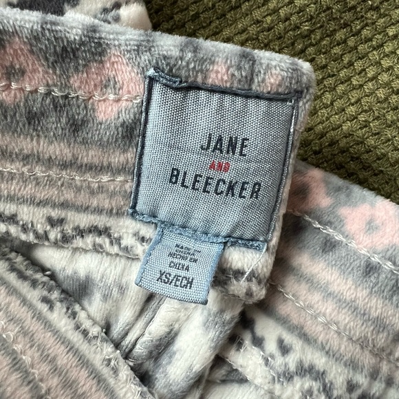 Jane and Bleecker Cozy 2 Pc Lounge Set - Picture 6 of 11